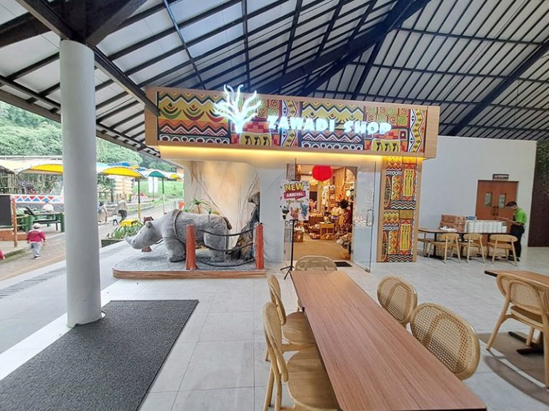 Galeri-Gading-Resto-1